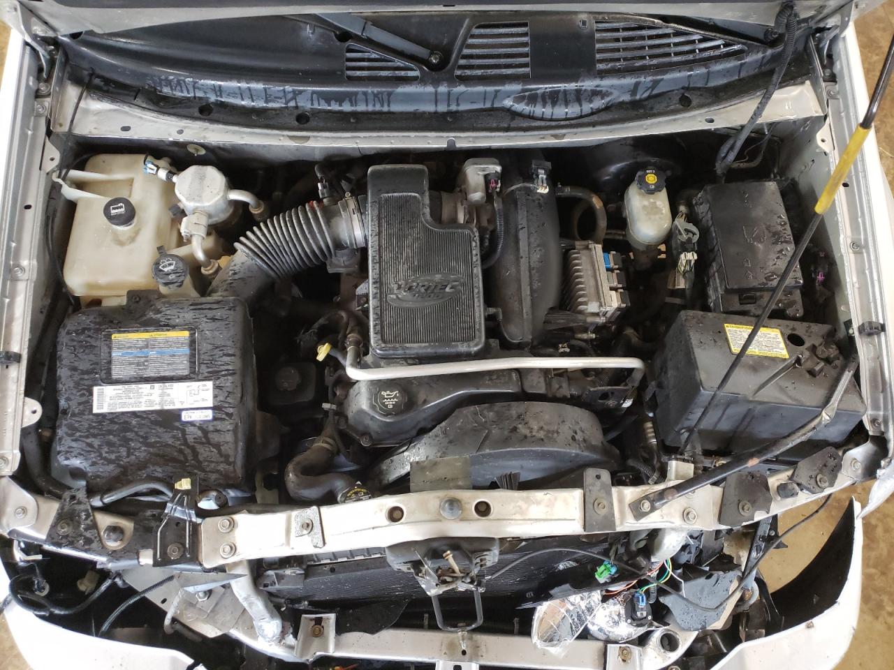 Photo 7 from auction – 2004 GMC ENVOY with VIN 1GKDT13S242251113