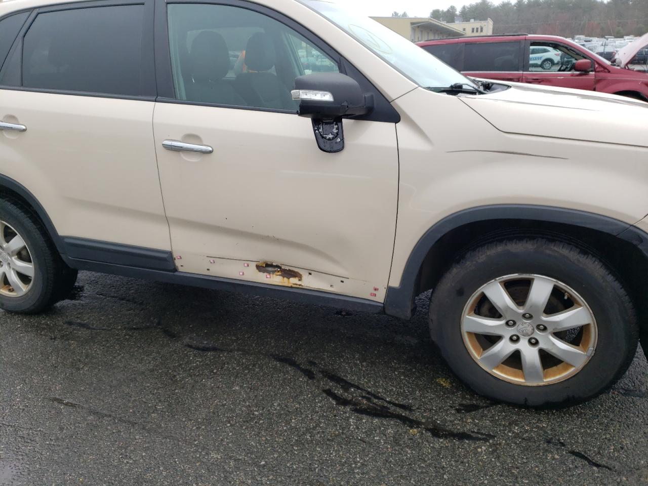Photo 9 from auction – 2011 KIA SORENTO BA with VIN 5XYKT3A12BG080424