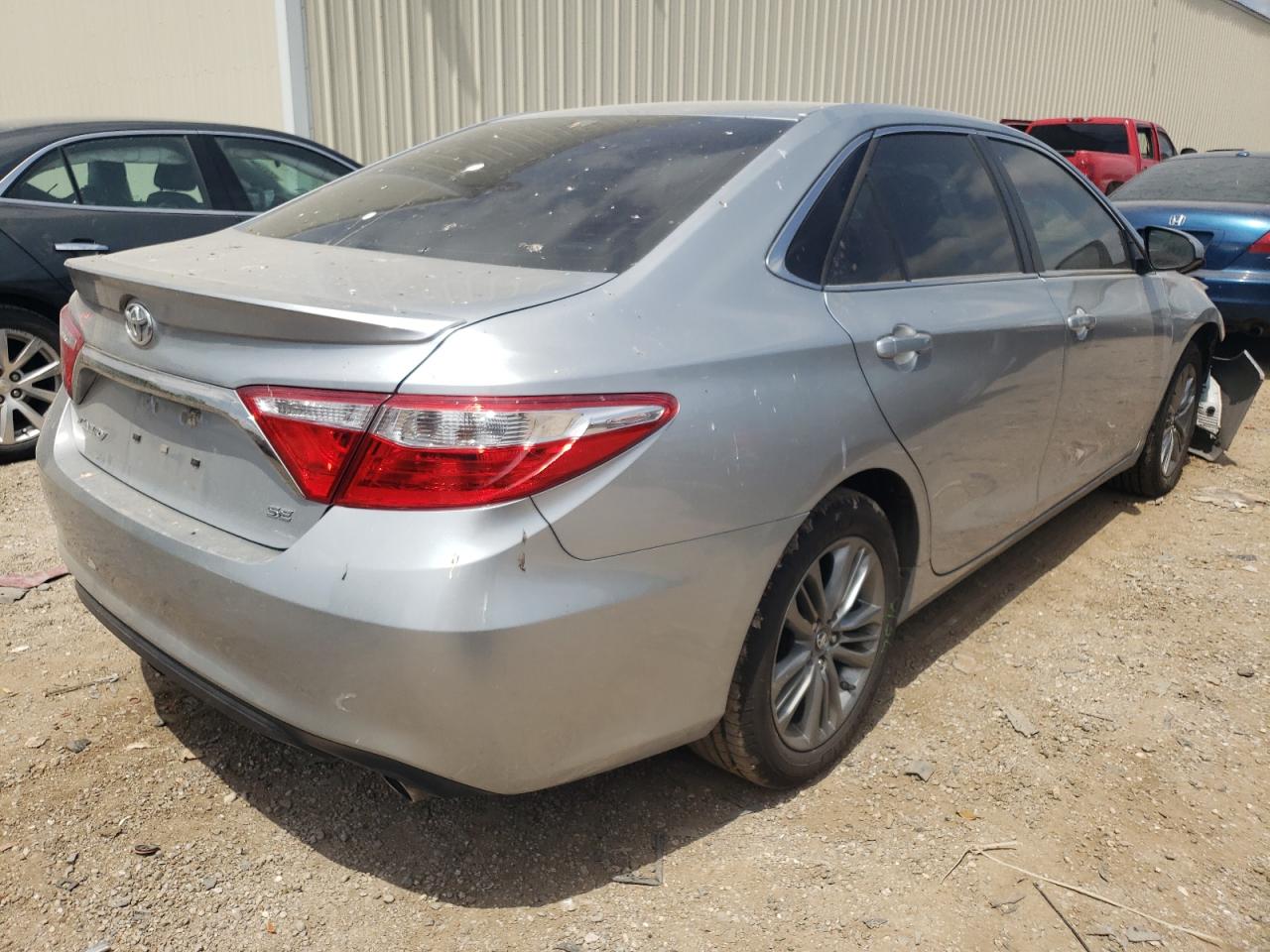 Zdjęcie 4 z aukcji – 2017 TOYOTA CAMRY LE z VIN 4T1BF1FK6HU302026