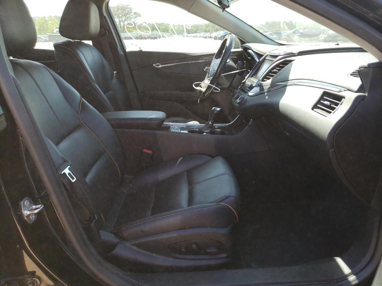 Photo 5 from auction – 2019 CHEVROLET IMPALA PRE with VIN 2G1105S38K9125080