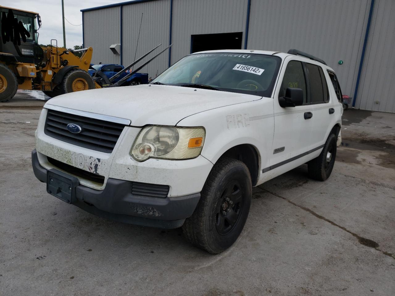 Photo 2 from auction – 2006 FORD EXPLORER X with VIN 1FMEU72E26UA79535