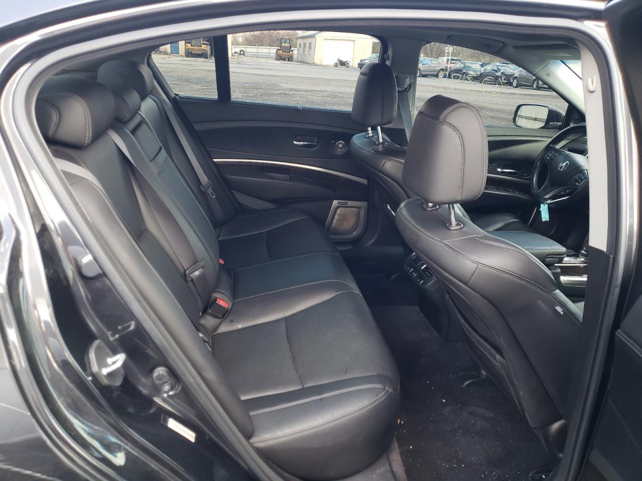 Photo 6 from auction – 2014 ACURA RLX ADVANC with VIN JH4KC1F9XEC003925