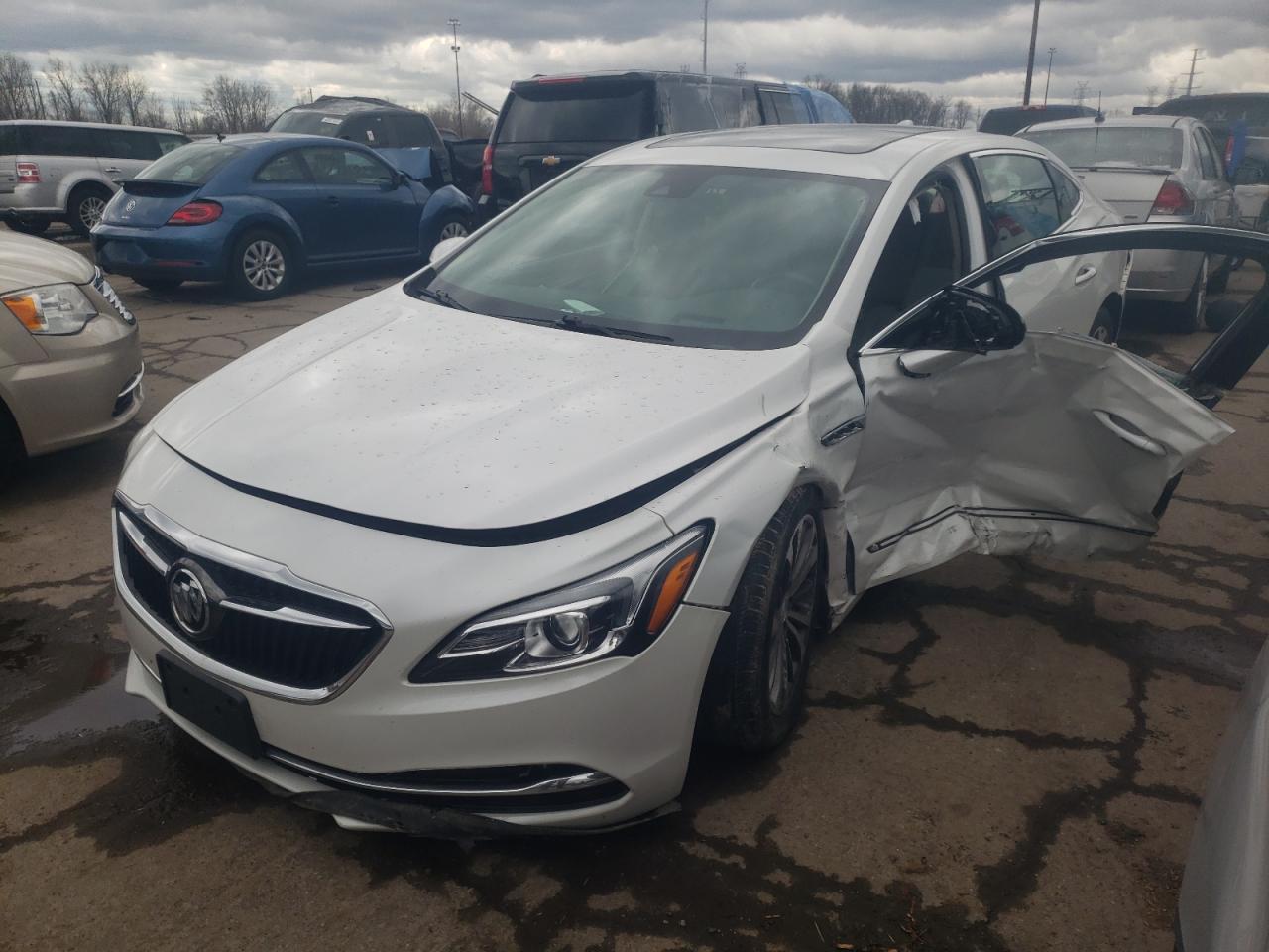 Photo 2 from auction – 2019 BUICK LACROSSE P with VIN 1G4ZT5SS4KU101284