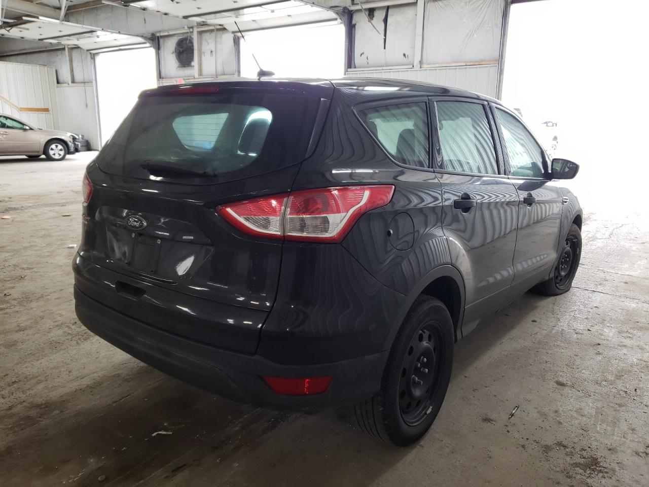 Photo 4 from auction – 2015 FORD ESCAPE S with VIN 1FMCU0F79FUA37969