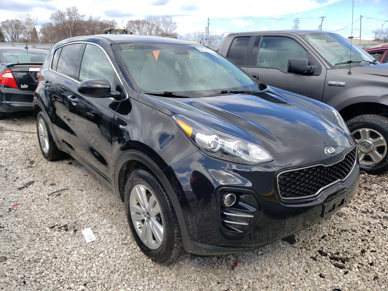 KIA SPORTAGE L 2017 with VIN KNDPMCAC9H7219863 - Photo from auction