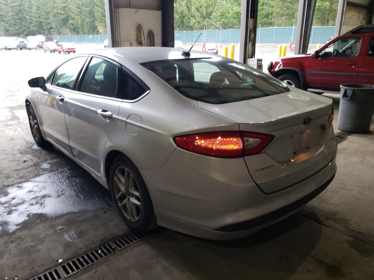 Photo 3 from auction – 2016 FORD FUSION SE with VIN 3FA6P0H71GR359946