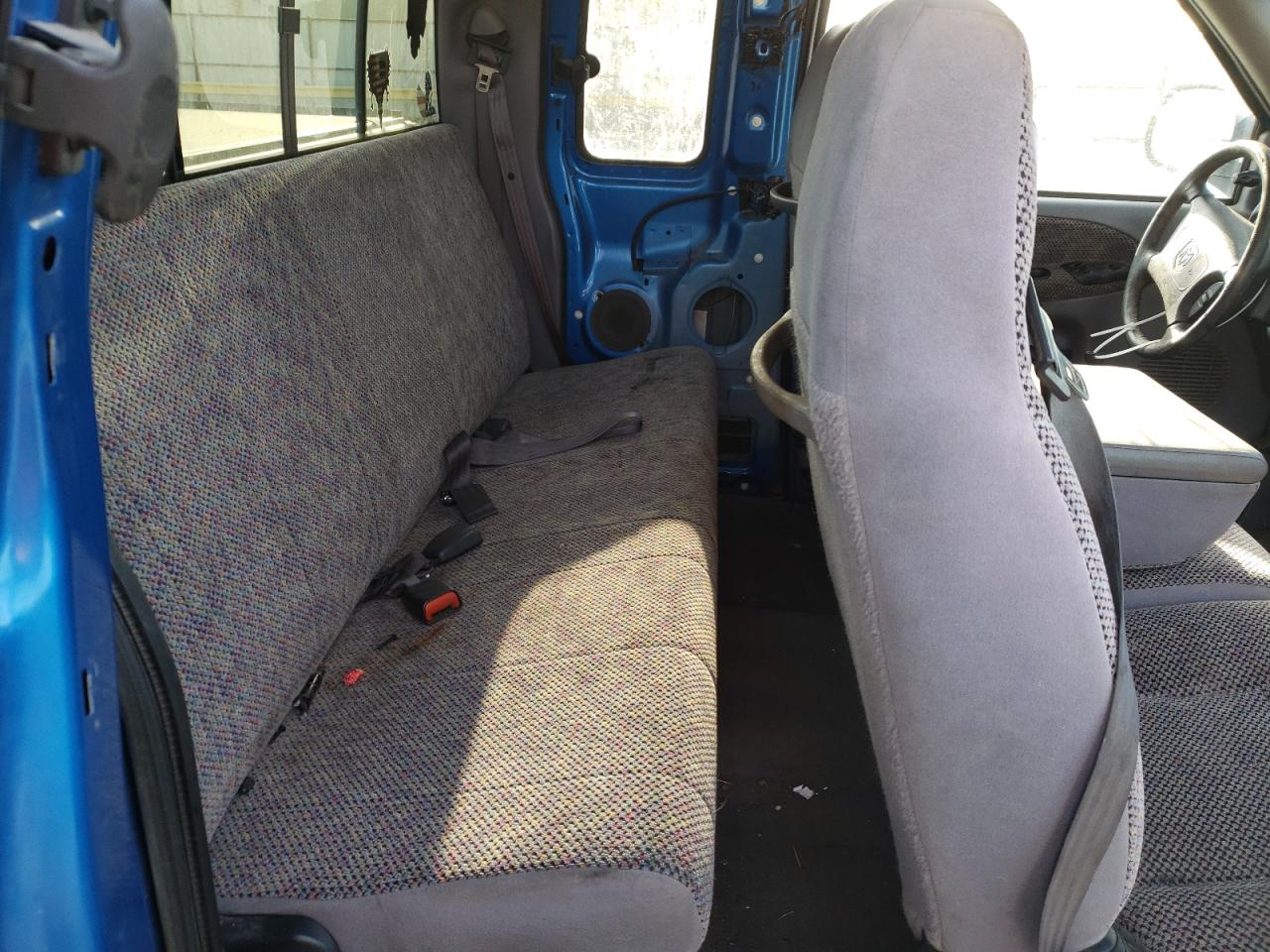 Photo 6 from auction – 1998 DODGE RAM 1500 with VIN 3B7HC13YXWG186989