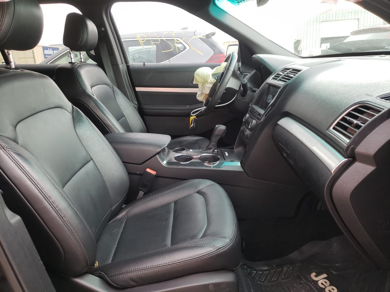 Photo 5 from auction – 2017 FORD EXPLORER X with VIN 1FM5K7D80HGB52027