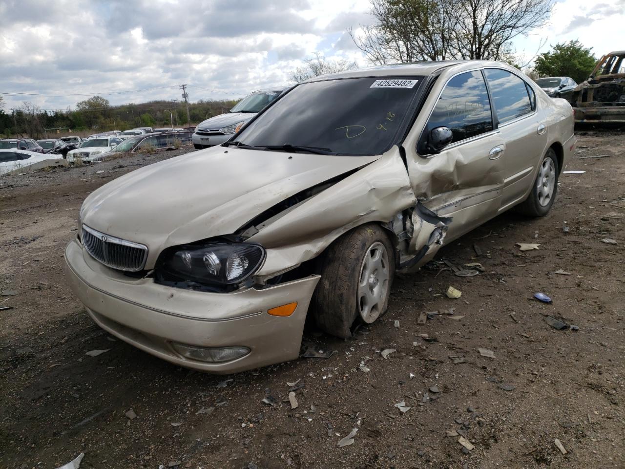 Photo 2 from auction – 2000 INFINITI I30 with VIN JNKCA31A8YT209434