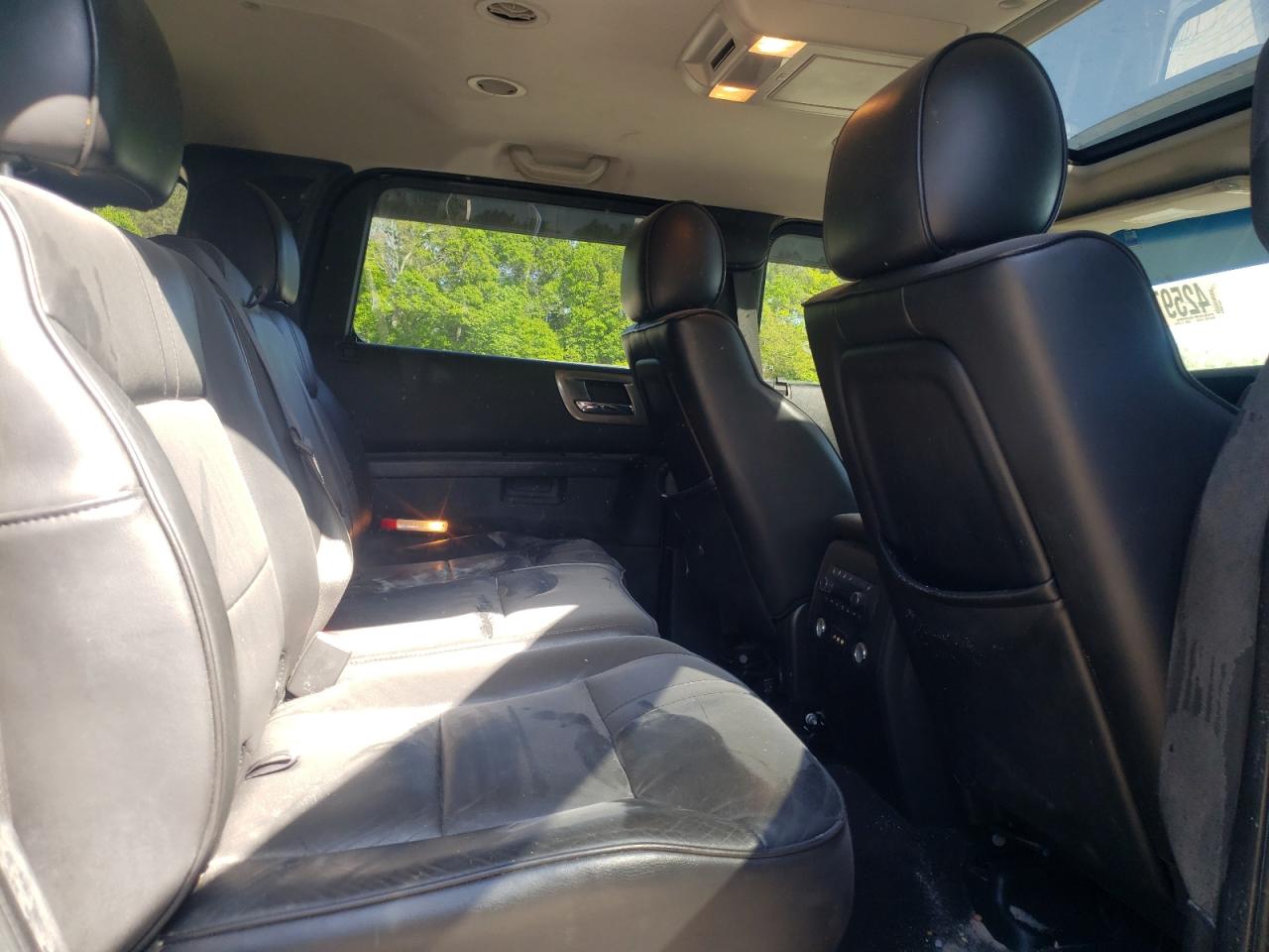 Photo 6 from auction – 2008 HUMMER H2 with VIN 5GRGN23828H105695