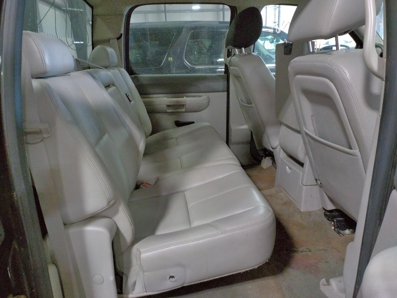 Photo 6 from auction – 2012 CHEVROLET SILVERADO with VIN 1GCPKSE70CF185484