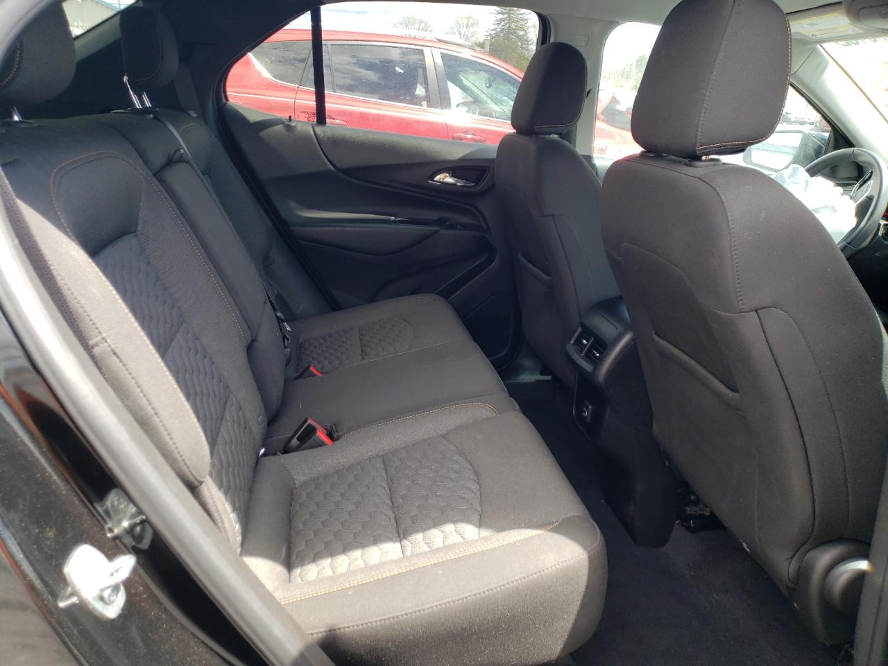 Photo 6 from auction – 2019 CHEVROLET EQUINOX LT with VIN 2GNAXUEV9K6299159