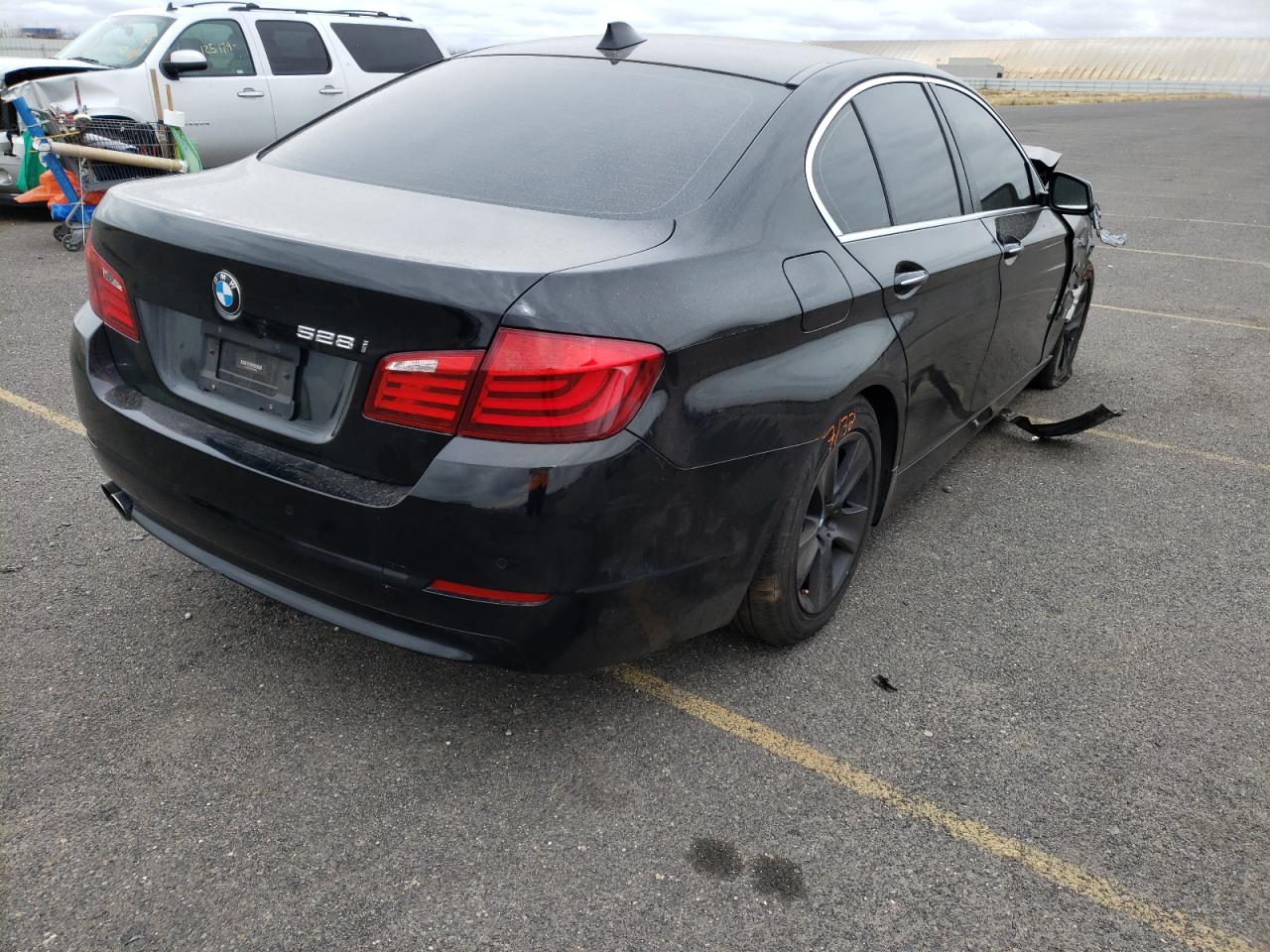 Photo 4 from auction – 2013 BMW 528 I with VIN WBAXG5C55DD232393