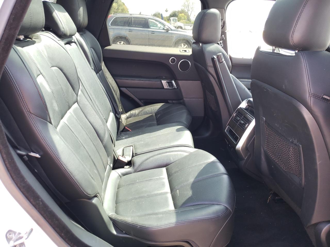 Photo 6 from auction – 2016 LAND ROVER RANGE ROVE with VIN SALWG2VF4GA647464