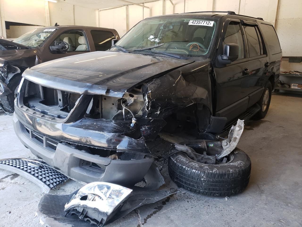 Photo 2 from auction – 2004 FORD EXPEDITION with VIN 1FMPU15LX4LB09805