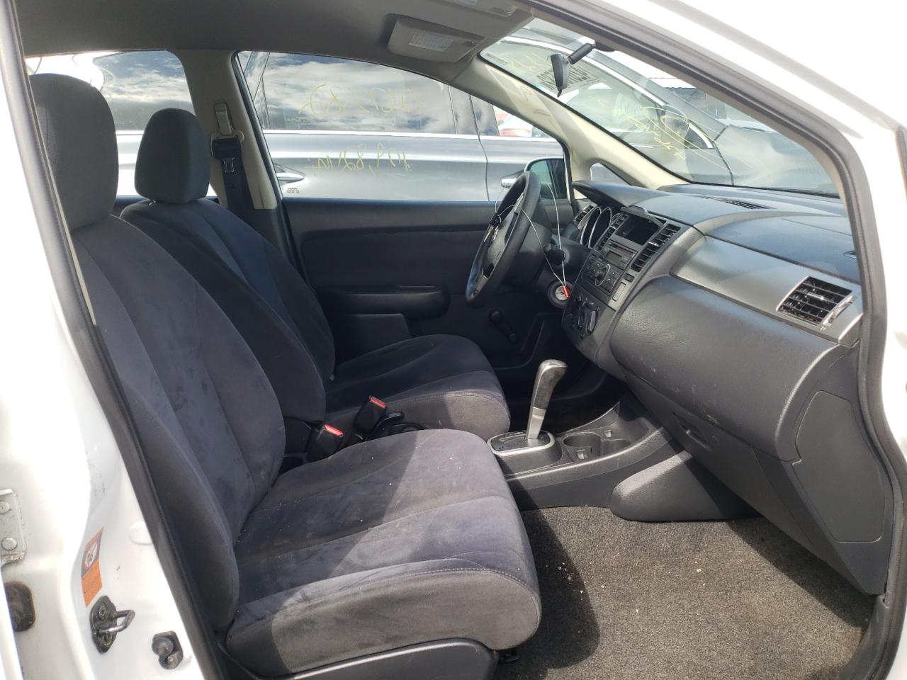 Photo 5 from auction – 2009 NISSAN VERSA S with VIN 3N1BC13E49L439587