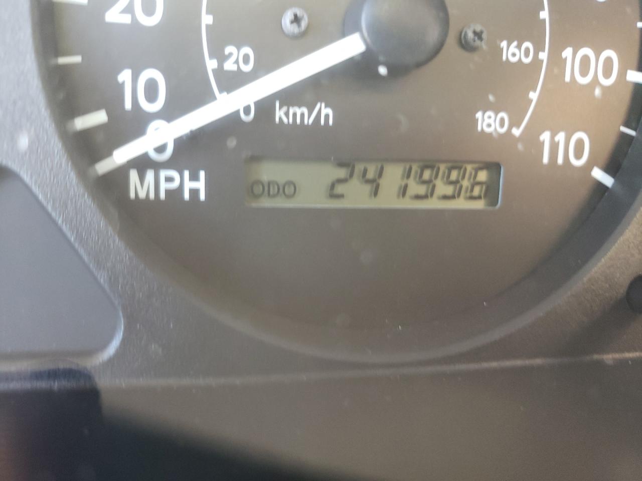 Photo 8 from auction – 2000 TOYOTA COROLLA VE with VIN 1NXBR12E0YZ347468