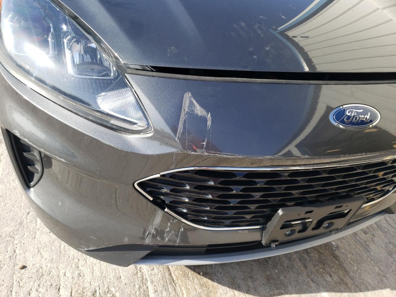 Photo 9 from auction – 2020 FORD ESCAPE SE with VIN 1FMCU0G61LUA33173