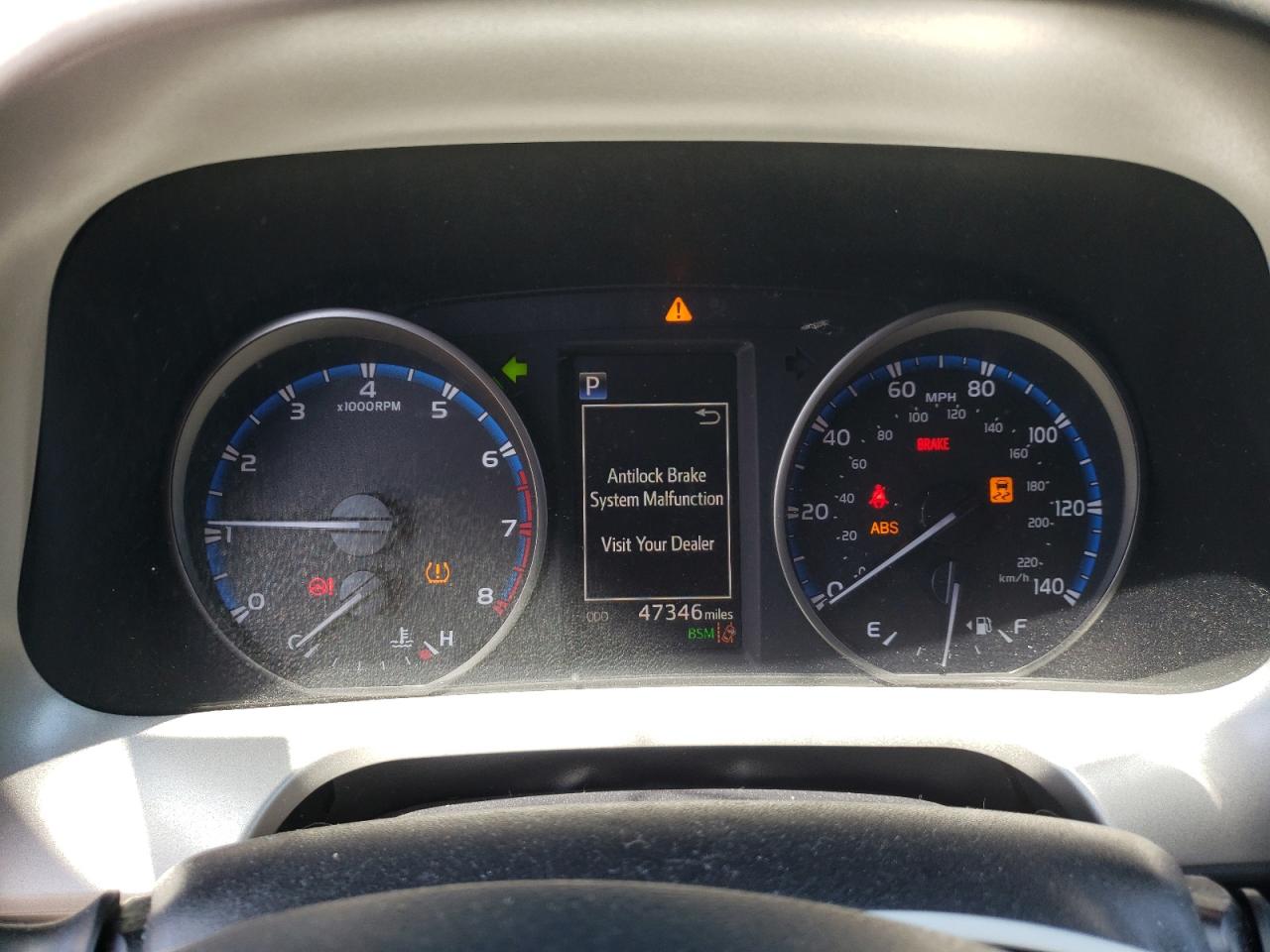 Photo 8 from auction – 2018 TOYOTA RAV4 ADVEN with VIN 2T3WFREV0JW457485