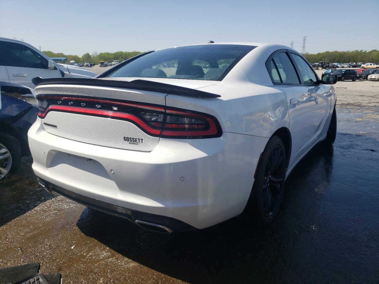 Photo 4 from auction – 2017 DODGE CHARGER SE with VIN 2C3CDXBG1HH612305