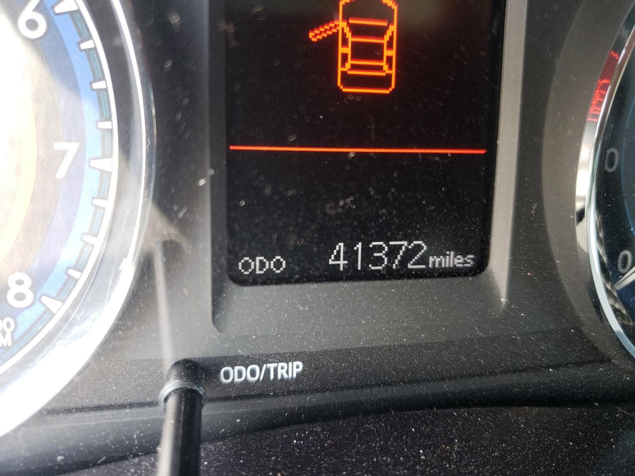 Photo 8 from auction – 2018 TOYOTA COROLLA L with VIN 5YFBURHE1JP851796