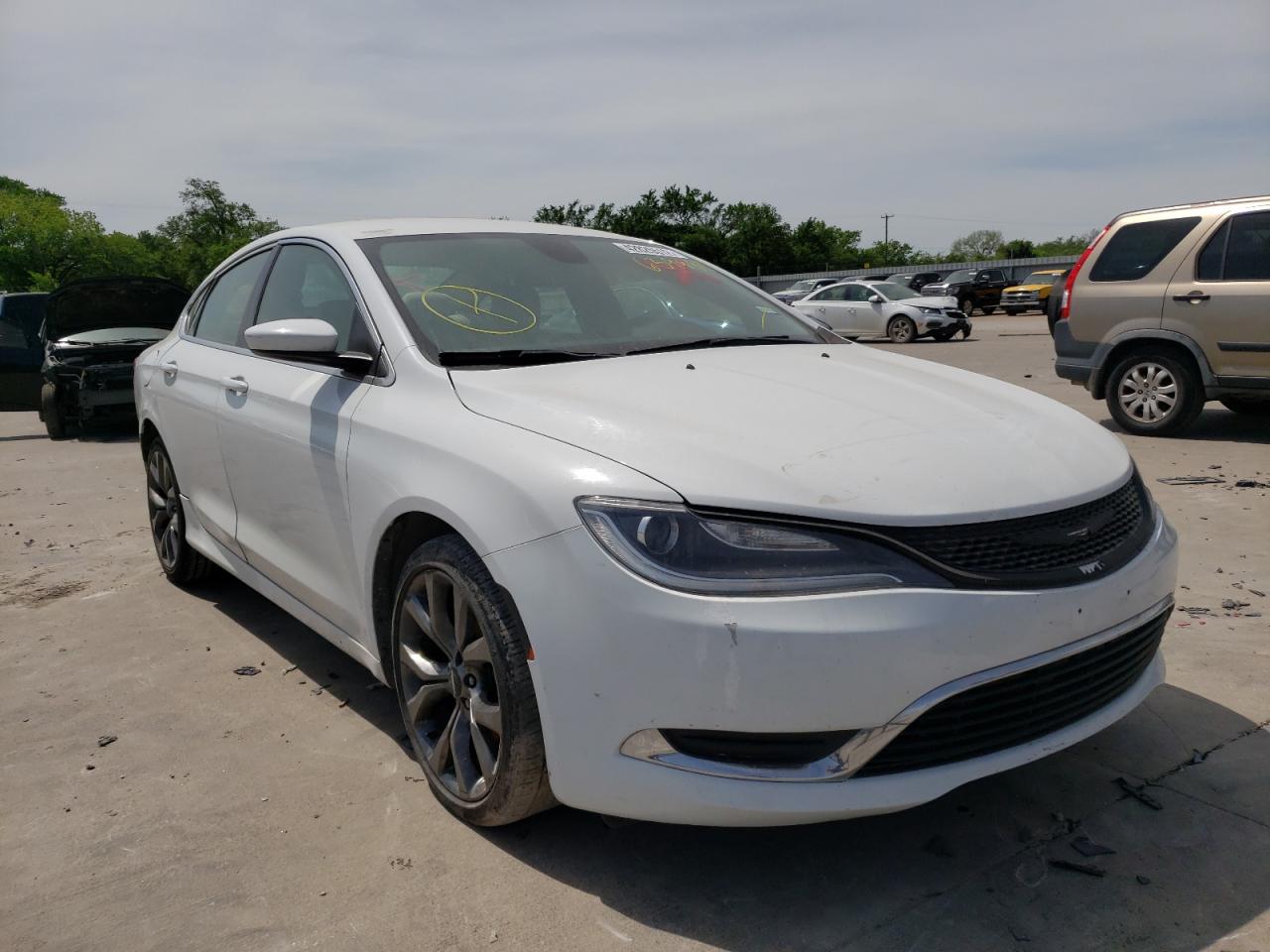 CHRYSLER 200 LIMITE 2015 with VIN 1C3CCCAB7FN639983 - Photo from auction