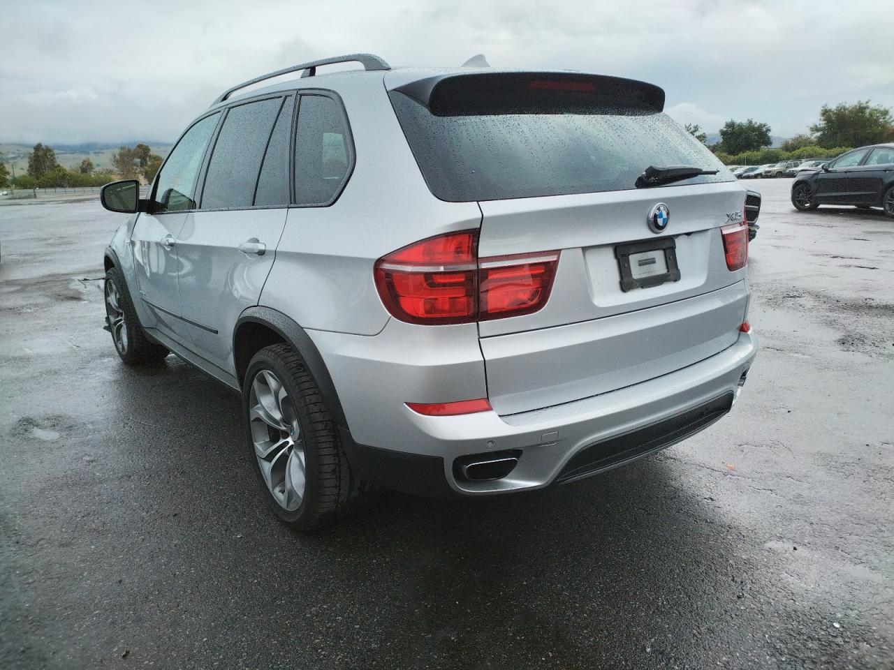 Photo 3 from auction – 2012 BMW X5 XDRIVE5 with VIN 5UXZV8C52CL422674