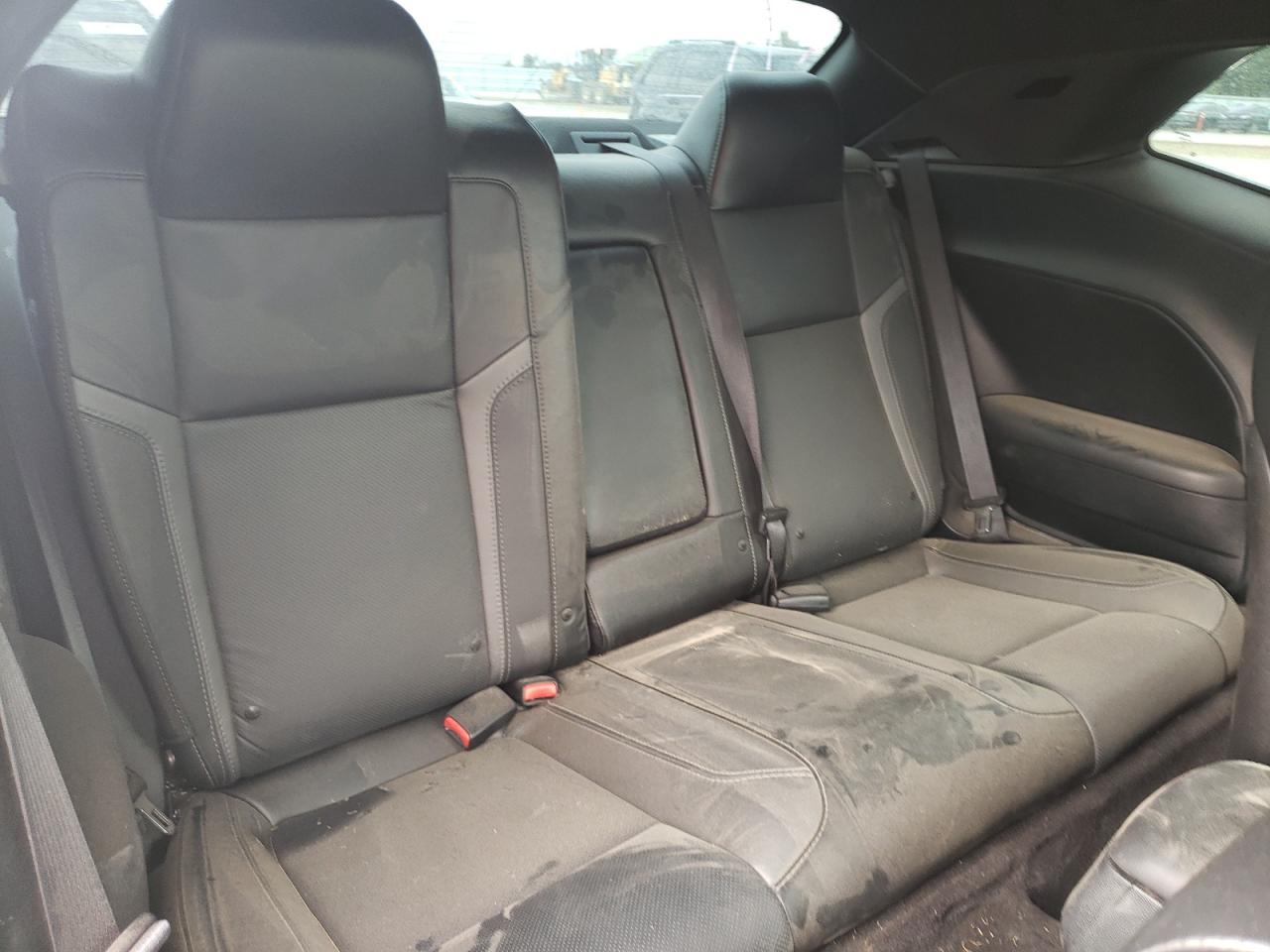 Photo 6 from auction – 2018 DODGE CHALLENGER with VIN 2C3CDZAG9JH183630