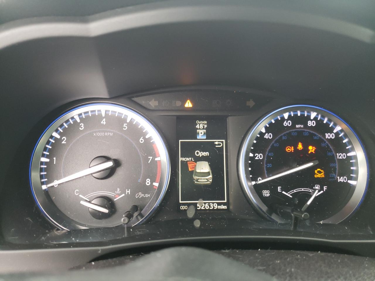 Foto 8 de la subasta – 2016 TOYOTA HIGHLANDER con VIN 5TDJKRFH3GS289429