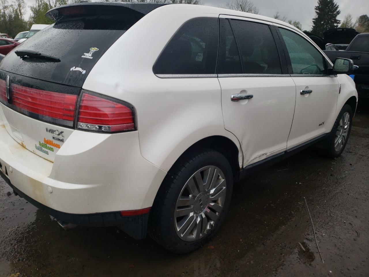 Photo 9 from auction – 2010 LINCOLN MKX with VIN 2LMDJ8JC8ABJ03057