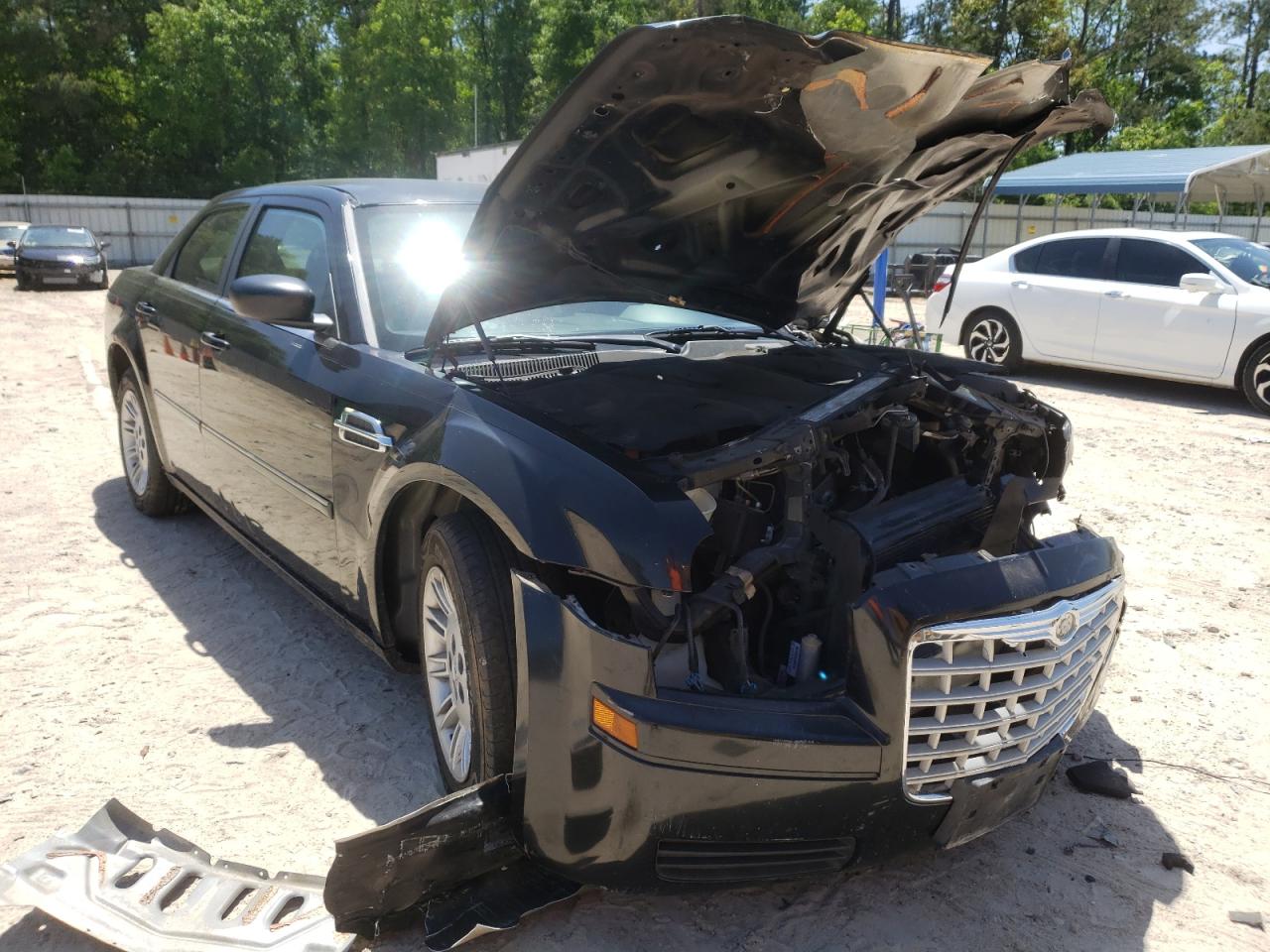 CHRYSLER 300 2007 with VIN 2C3KA43R97H777603 - Photo from auction