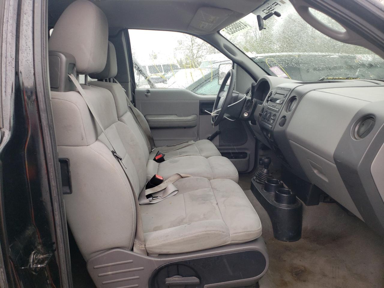 Photo 5 from auction – 2004 FORD F150 with VIN 1FTRX14W24NC64949