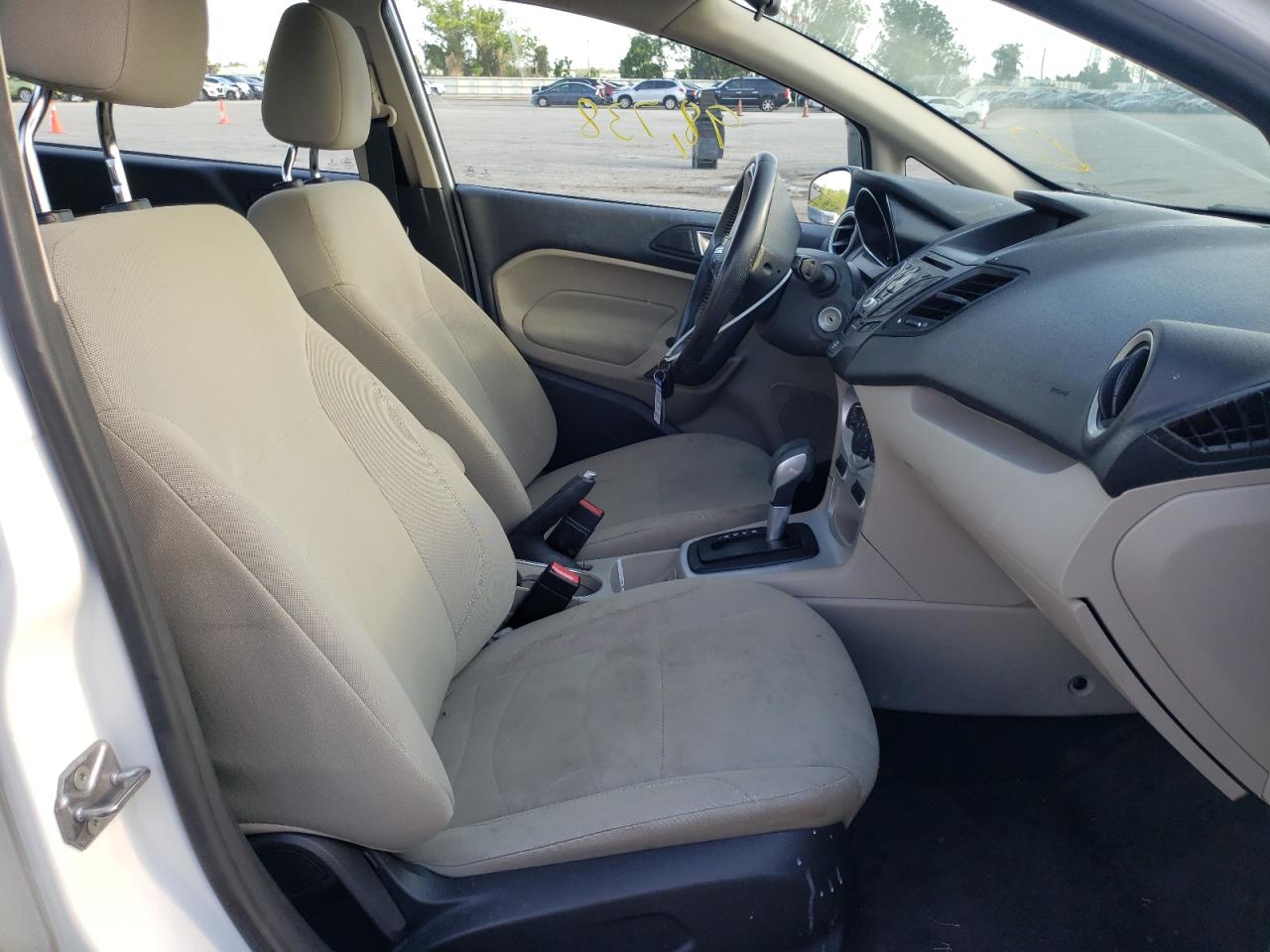 Photo 5 from auction – 2016 FORD FIESTA SE with VIN 3FADP4BJ8GM156083