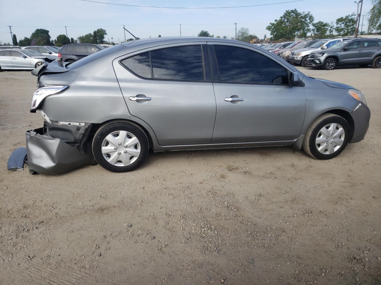 Photo 9 from auction – 2014 NISSAN VERSA S with VIN 3N1CN7AP0EK446672