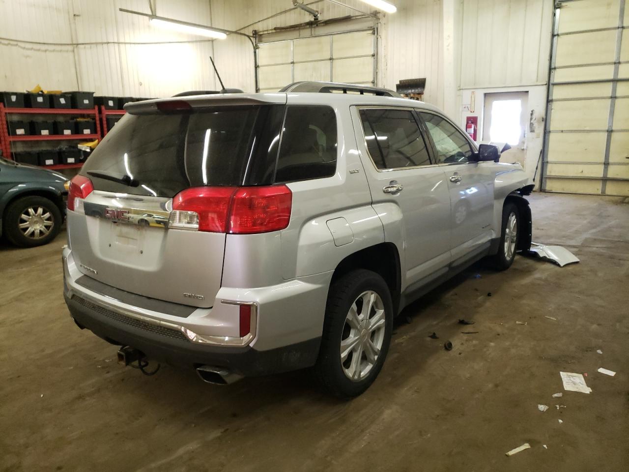 Photo 4 from auction – 2016 GMC TERRAIN SL with VIN 2GKFLUE37G6133436