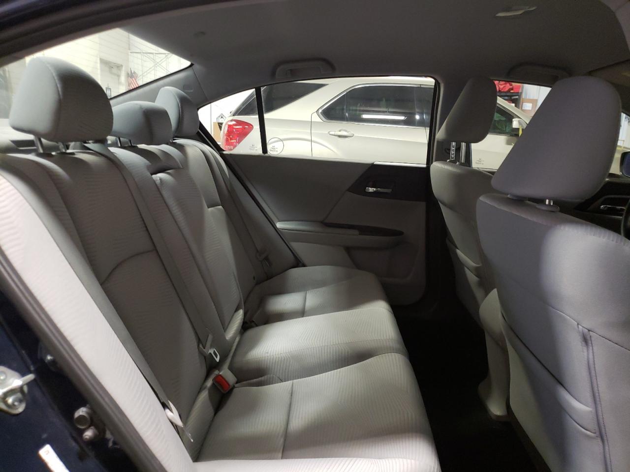 Photo 6 from auction – 2014 HONDA ACCORD LX with VIN 1HGCR2F33EA269144