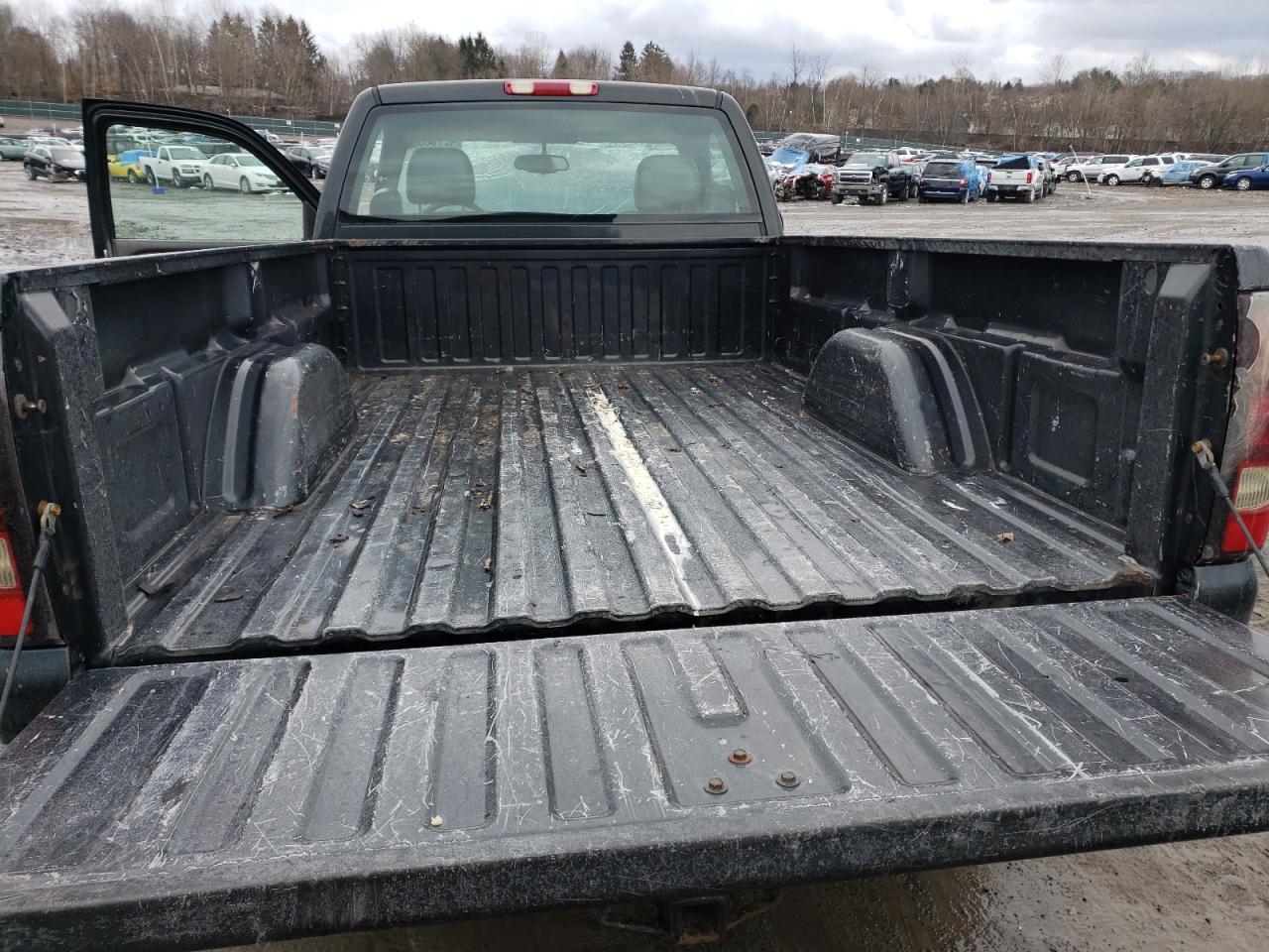 Photo 6 from auction – 2004 CHEVROLET 1500 with VIN 1GCEK14X64Z154906