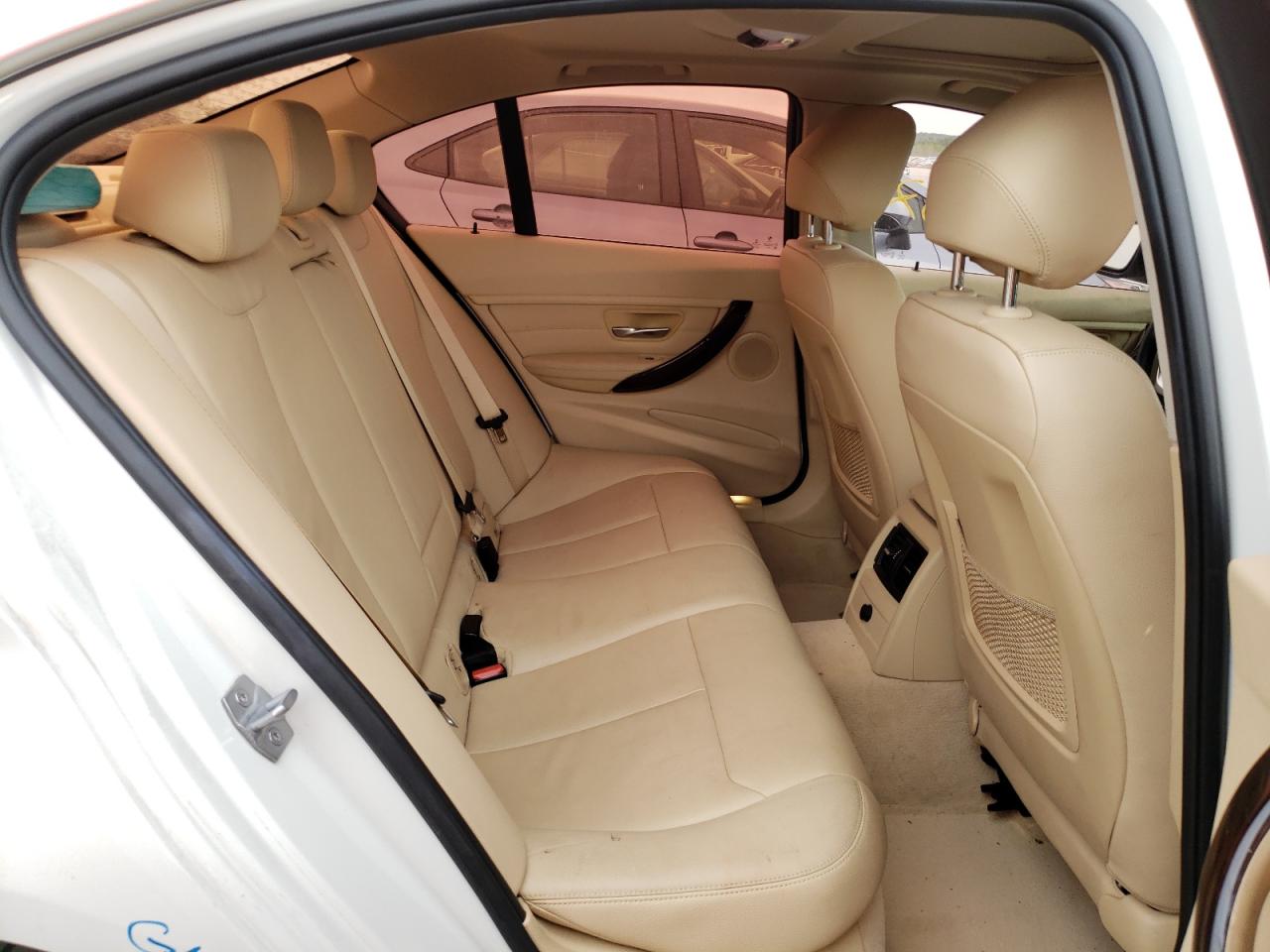 Photo 6 from auction – 2015 BMW 328 I with VIN WBA3A5G55FNS81973