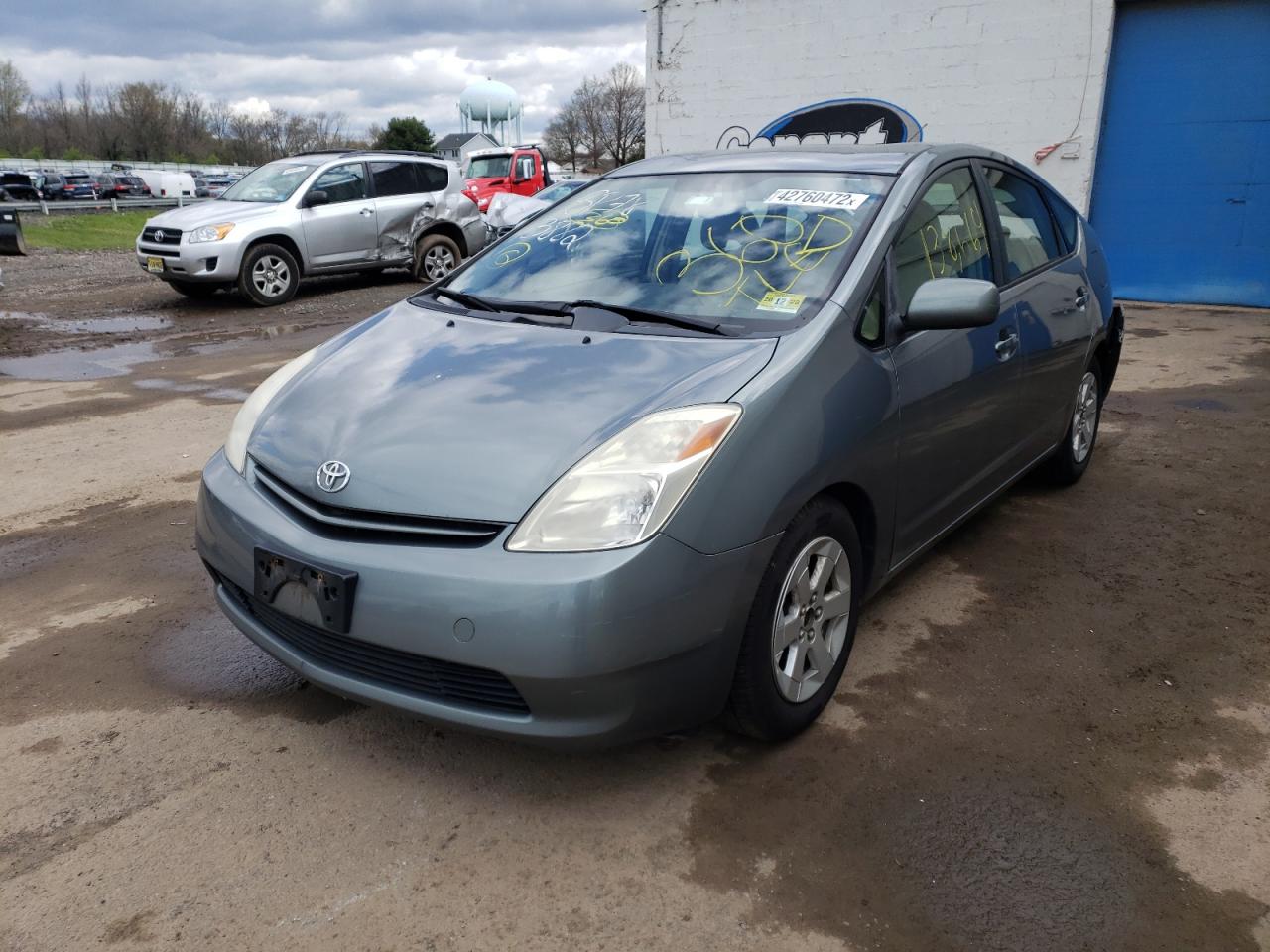 Photo 2 from auction – 2005 TOYOTA PRIUS with VIN JTDKB22U353003978