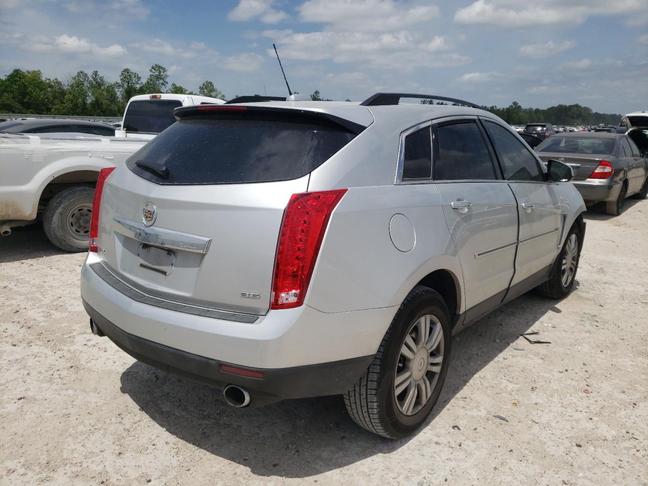 Photo 4 from auction – 2016 CADILLAC SRX with VIN 3GYFNAE38GS579434