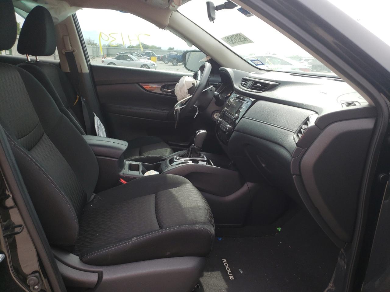 صورة رقم 5 من المزاد - 2017 NISSAN ROGUE S مع VIN KNMAT2MT0HP528703