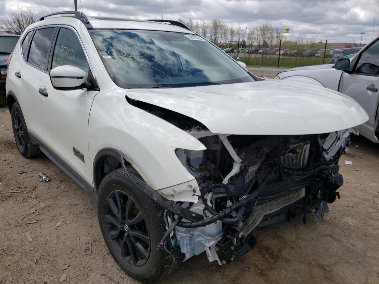 NISSAN ROGUE 2017 with VIN 5N1AT2MV7HC758193 - Photo from auction