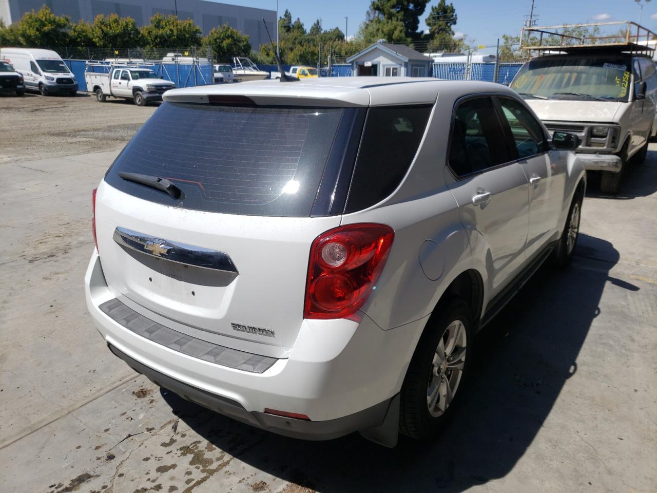 Photo 4 from auction – 2011 CHEVROLET EQUINOX LS with VIN 2GNALBEC7B1204190