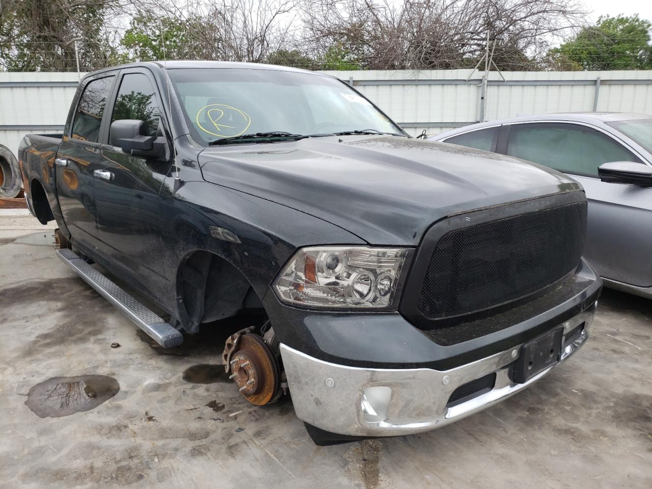RAM 1500 SLT 2015 с VIN 1C6RR6LT6FS501520 - Фото с аукциона