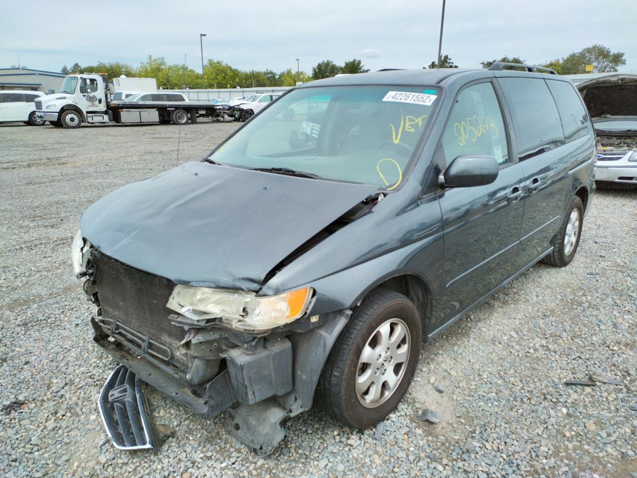Photo 2 from auction – 2003 HONDA ODYSSEY EX with VIN 5FNRL18683B157200