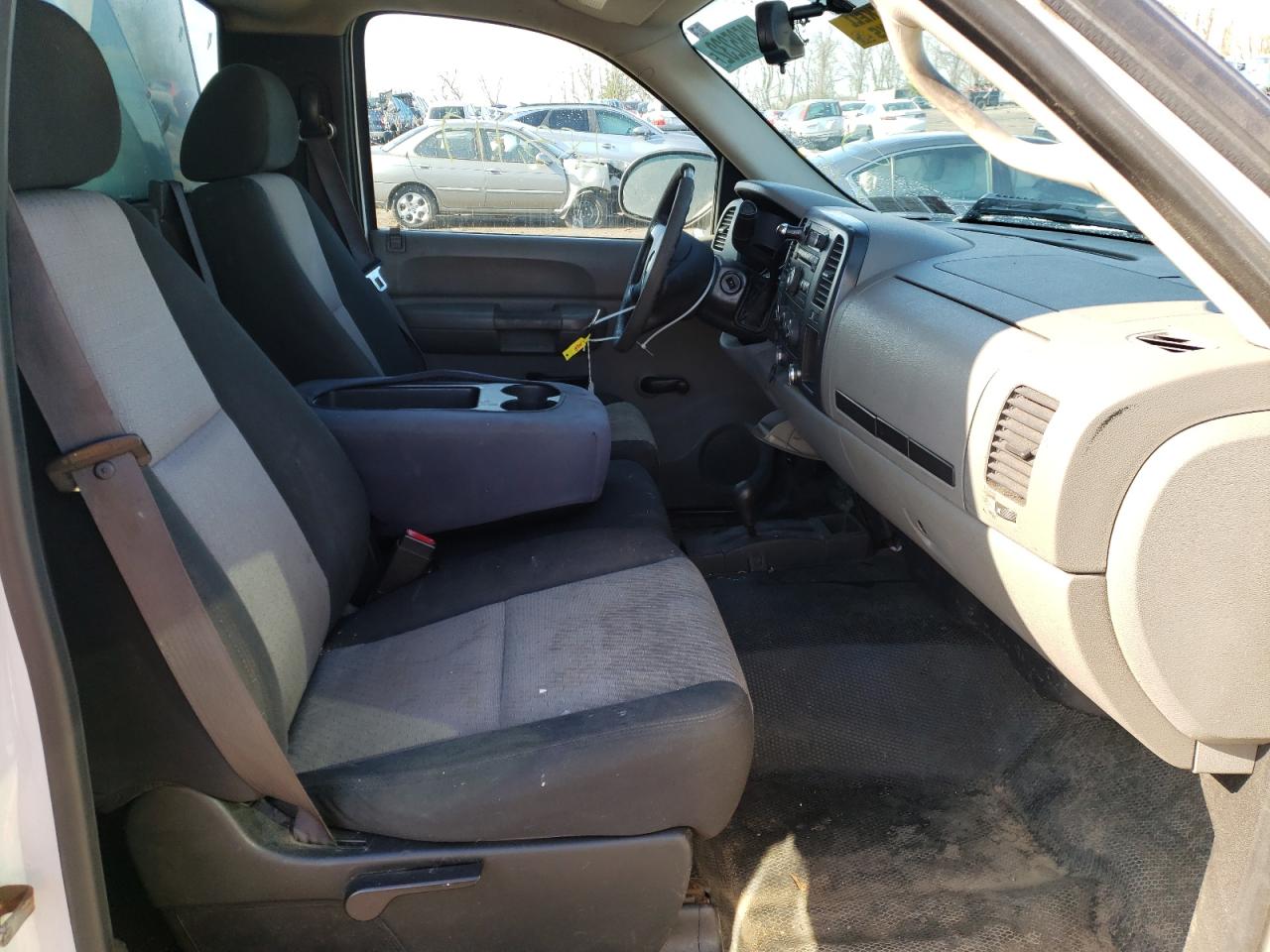 Photo 5 from auction – 2008 CHEVROLET SILVERADO with VIN 1GCEK14C38Z320415