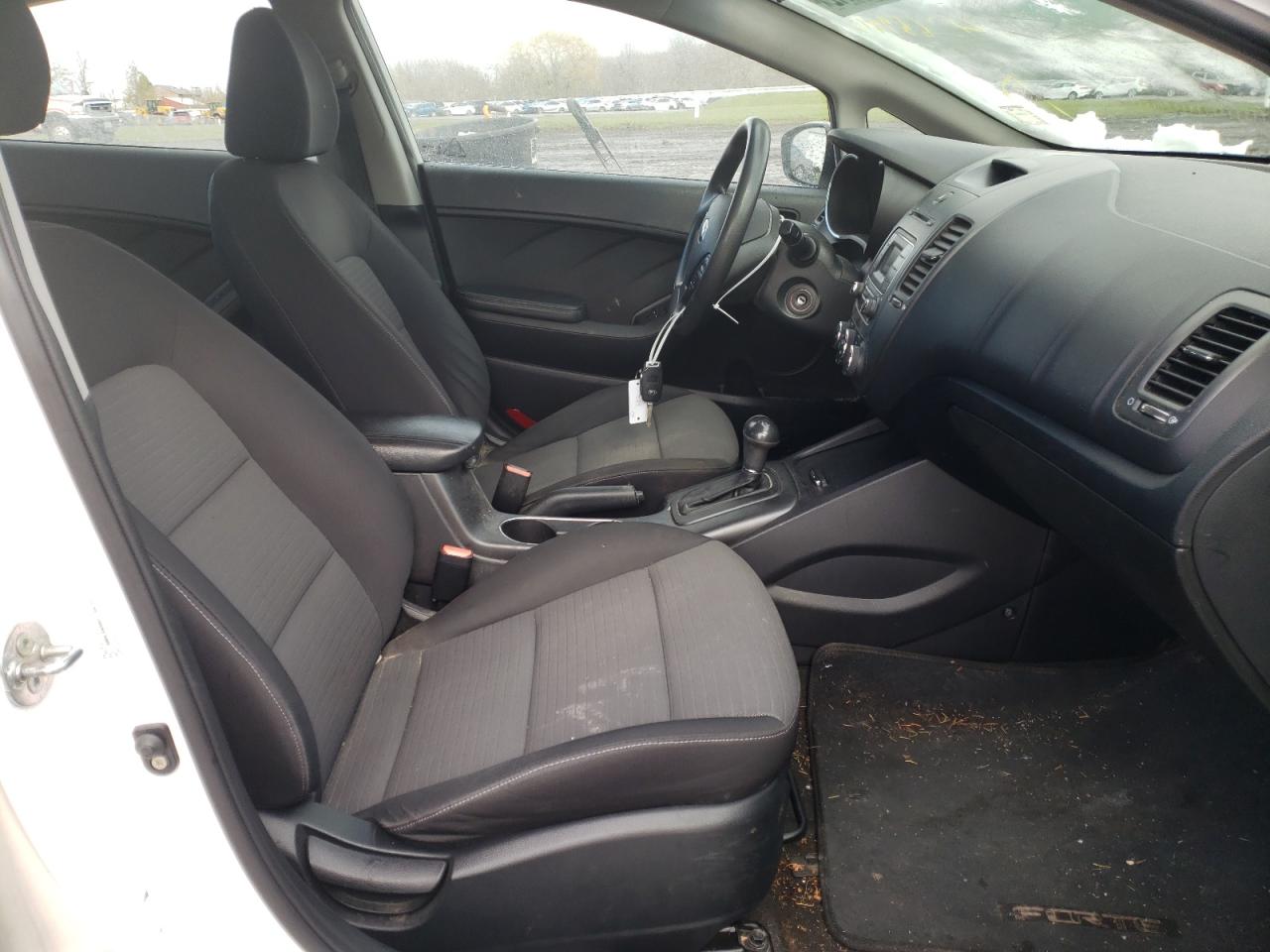Photo 5 from auction – 2014 KIA FORTE LX with VIN KNAFX4A60E5140234