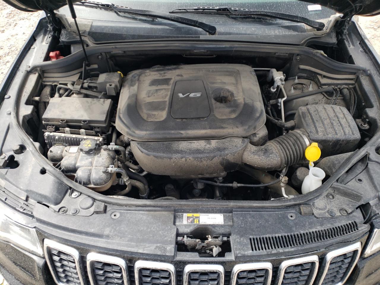 Photo 7 from auction – 2017 JEEP GRAND CHER with VIN 1C4RJFAG2HC915235