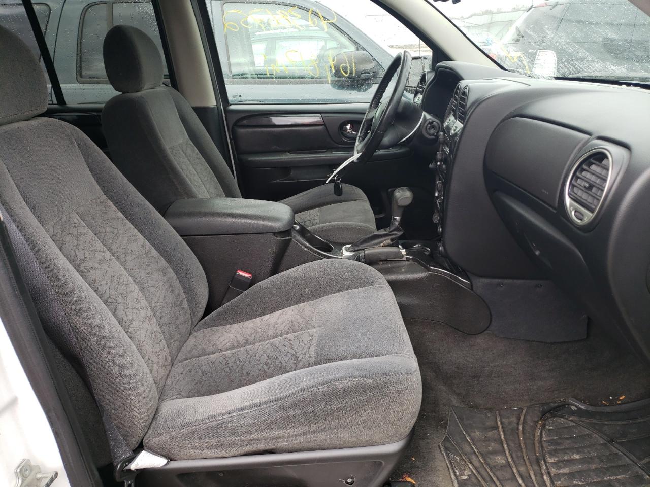 Photo 5 from auction – 2006 GMC ENVOY with VIN 1GKDT13S662187631