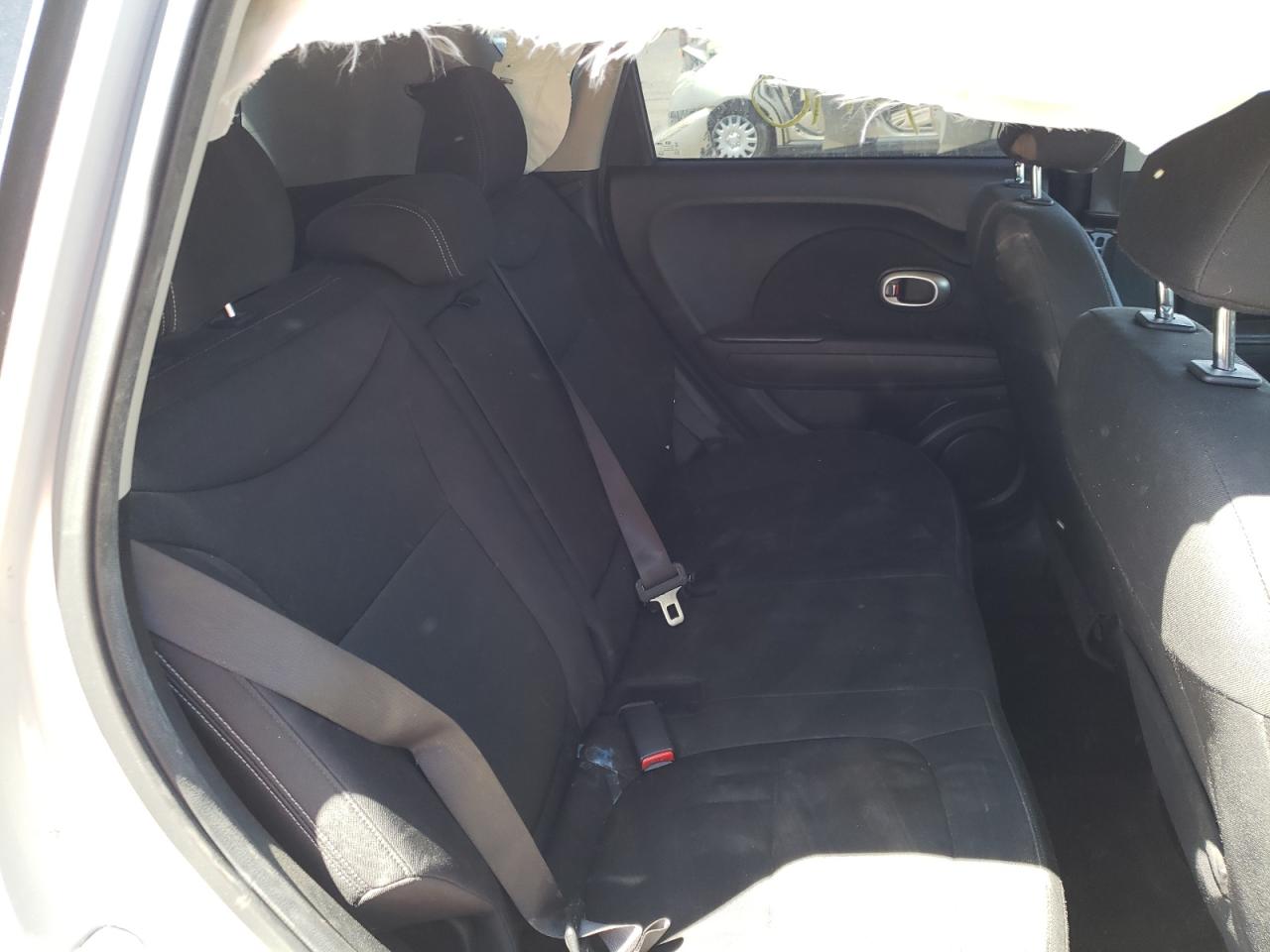 Photo 6 from auction – 2014 KIA SOUL with VIN KNDJN2A29E7729369